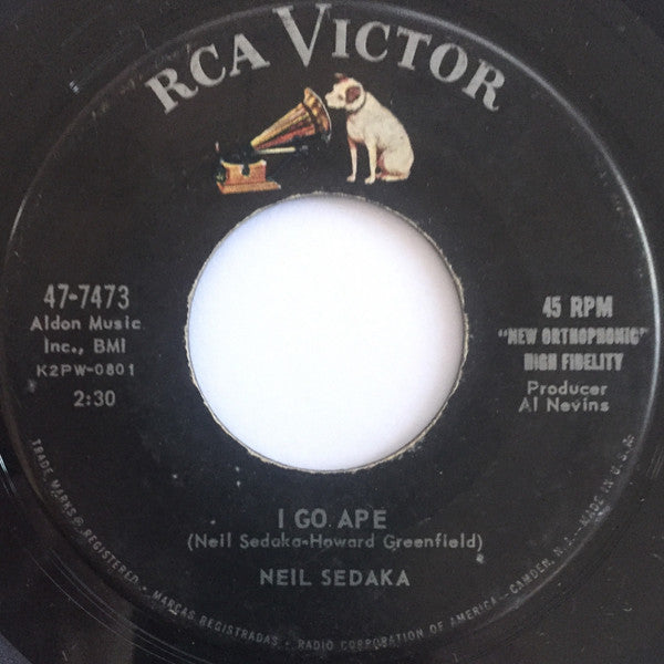 I Go Ape/ Moon of Gold