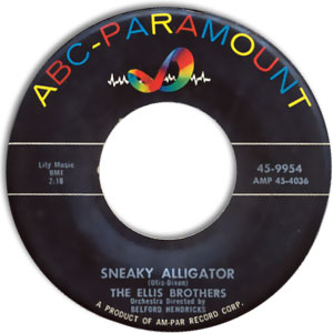 Sneaky Alligator/ Wow! Baby