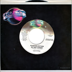 Es Tan Timido